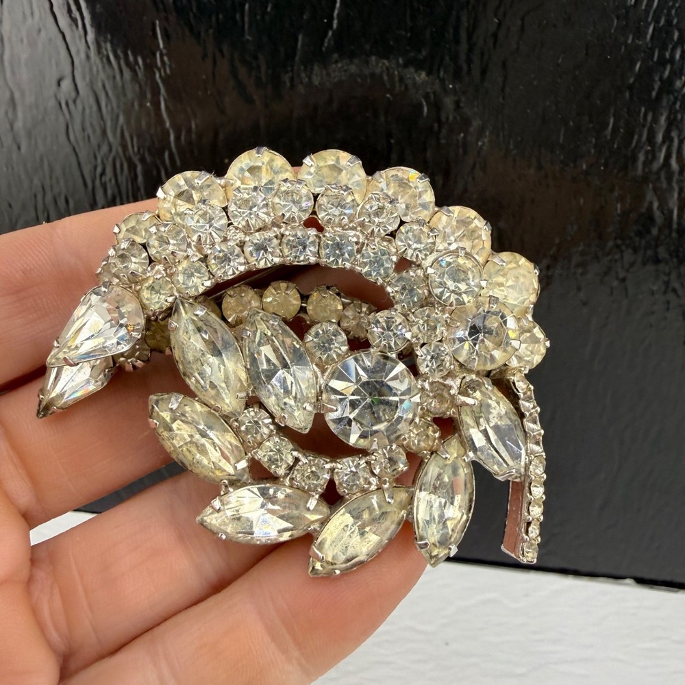 Vintage Estate Brooch Silver Tone Rhinestone Cluster Spray Floral